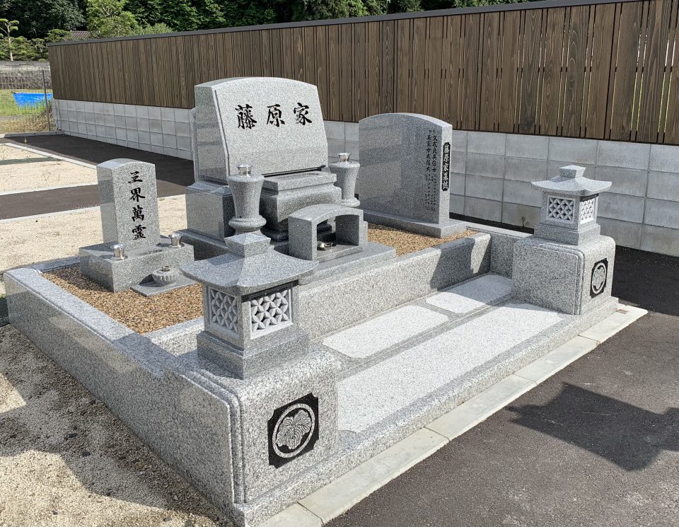 雲南市南大西墓苑でお墓を建てさせていただきました。　　　